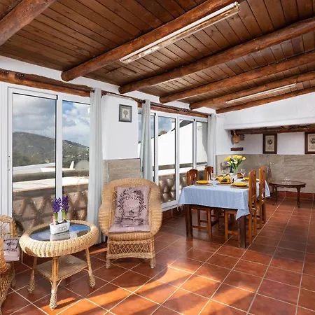 Jardin Villa *